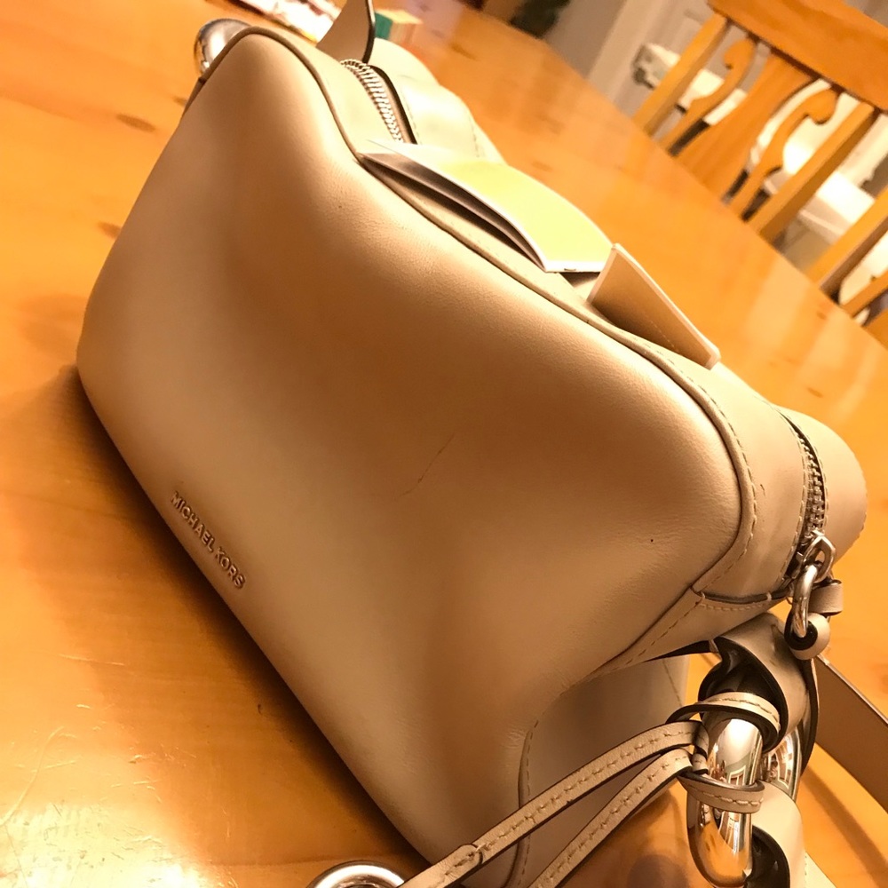 Michael Kors leather purse